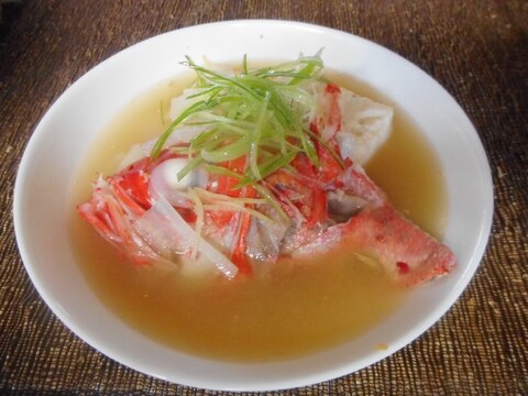 金目と豆腐の味噌汁